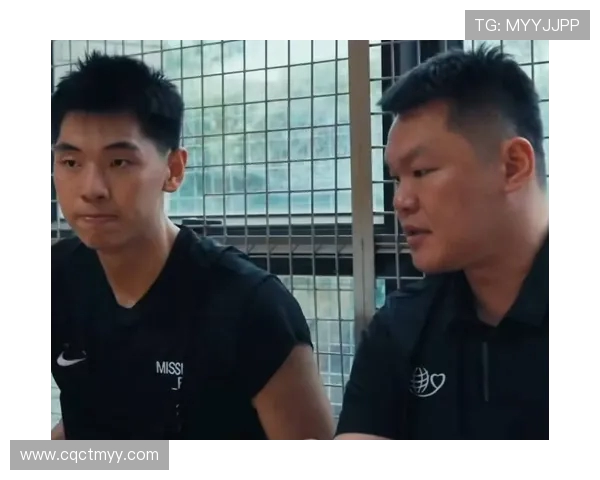 杜锋和朱芳雨带队对决，崔永熙复出，朱芳雨徐杰争夺队内三分王